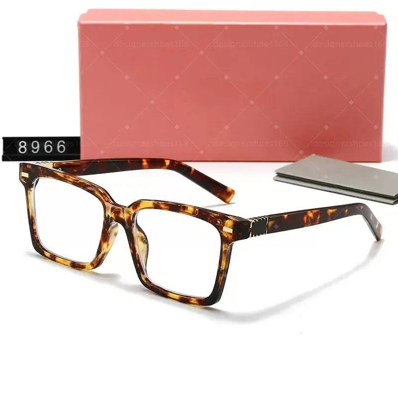 Glarelow Oval Noir sunglasses detail